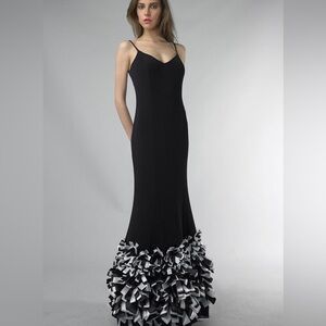 NWOT Basix Black Label Mermaid Gown with Ribbon Corsage Trim